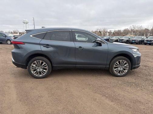 2024 Toyota Venza XLE