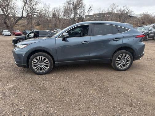 2024 Toyota Venza XLE