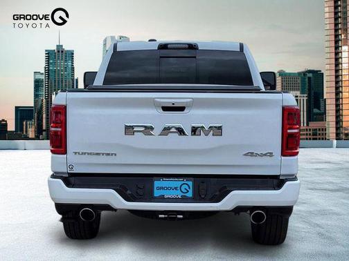 Bright White Clearcoat 2025 RAM 1500 ST