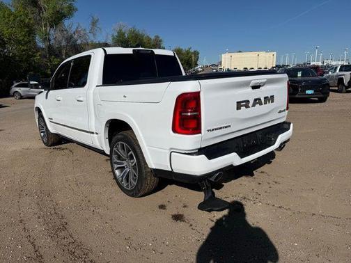 Bright White Clearcoat 2025 RAM 1500 ST
