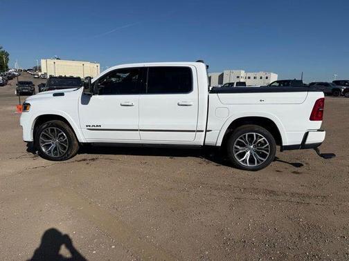 Bright White Clearcoat 2025 RAM 1500 ST