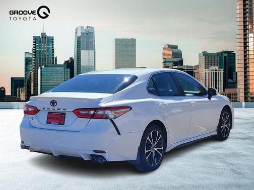 2018 Toyota Camry SE