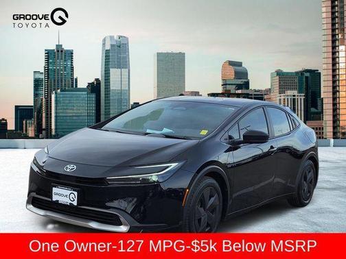 2026 Toyota Prius Plug-In Hybrid SE