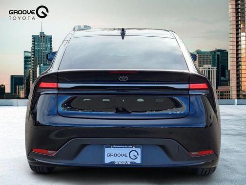 2026 Toyota Prius Plug-In Hybrid SE