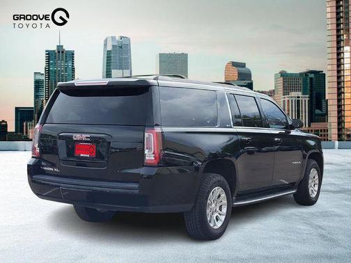 2019 GMC Yukon XL SLT