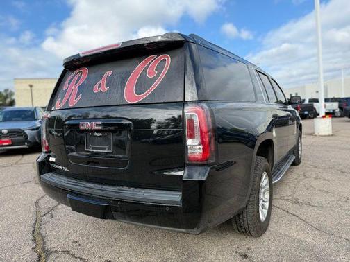 2019 GMC Yukon XL SLT
