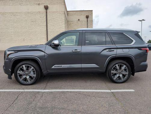 2025 Toyota Sequoia Capstone