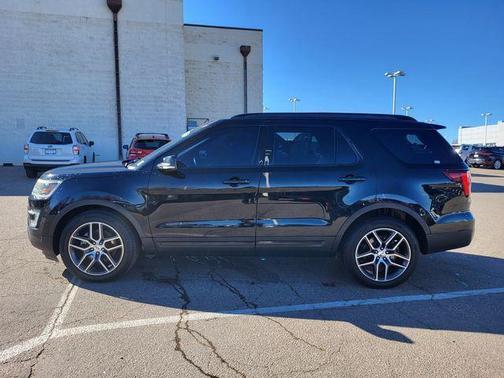 2016 Ford Explorer Sport