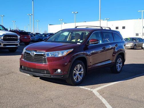2015 Toyota Highlander LE