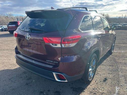 2017 Toyota Highlander Limited Platinum