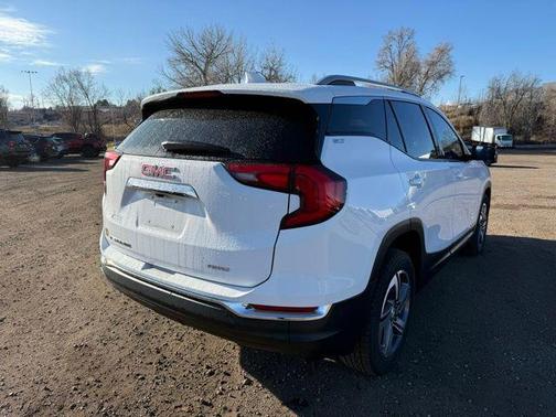 2021 GMC Terrain SLT