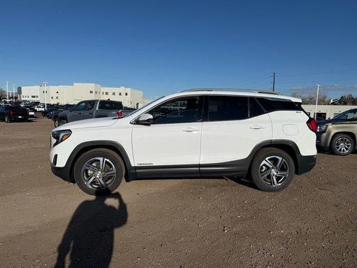 2021 GMC Terrain SLT