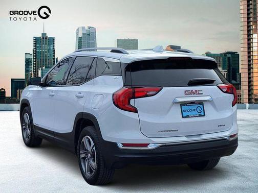 2021 GMC Terrain SLT