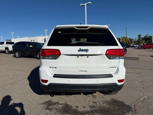 2017 Jeep Grand Cherokee Laredo