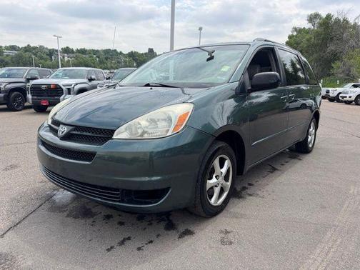2005 Toyota Sienna LE