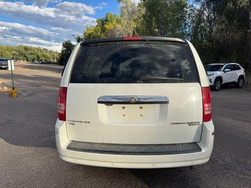 2009 Chrysler Town & Country Limited