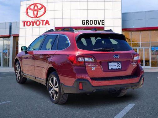 Crimson Red Pearl 2018 Subaru Outback 3.6R Limited