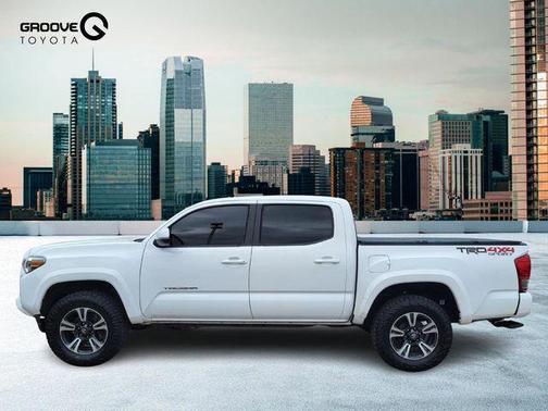 2017 Toyota Tacoma TRD Sport