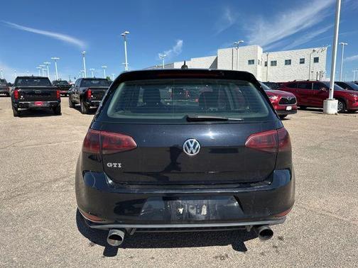2017 Volkswagen Golf GTI 2.0T S 4-Door