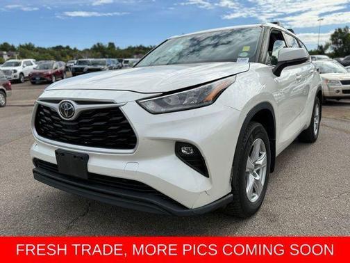 2020 Toyota Highlander LE