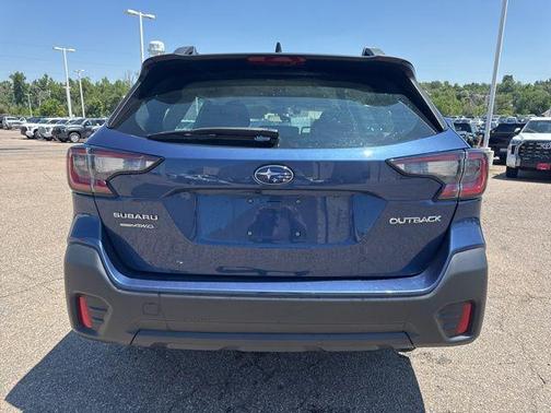2021 Subaru Outback Base