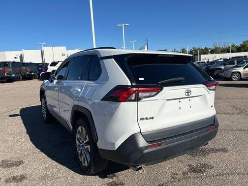 2020 Toyota RAV4 XLE Premium
