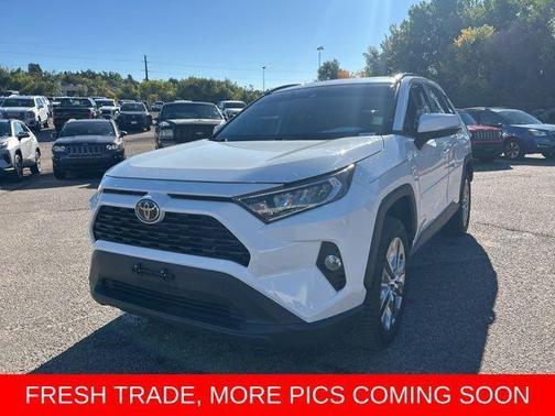 2020 Toyota RAV4 XLE Premium