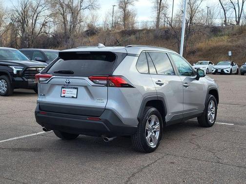 2023 Toyota RAV4 Hybrid XLE