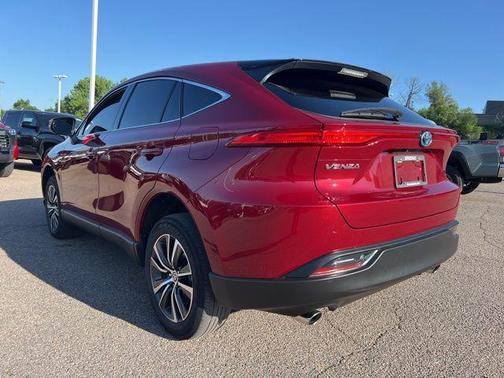 2023 Toyota Venza LE