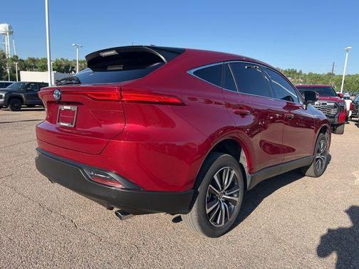 2023 Toyota Venza LE