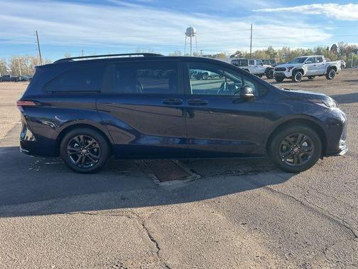 Blueprint 2026 Toyota Sienna XSE 7 Passenger