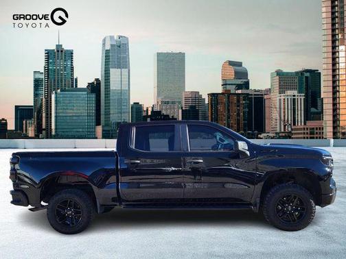 2022 Chevrolet Silverado 1500 Custom Trail Boss