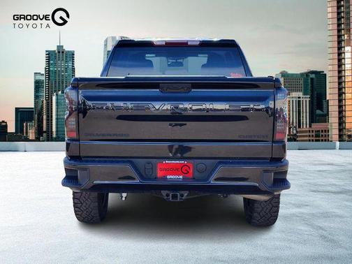 2022 Chevrolet Silverado 1500 Custom Trail Boss
