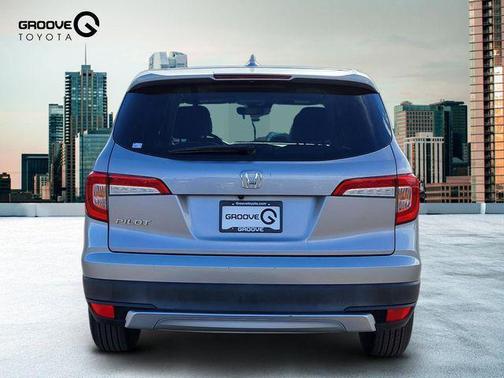 Modern Steel Metallic 2022 Honda Pilot 2WD EX-L