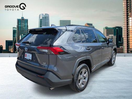 2023 Toyota RAV4 Hybrid LE