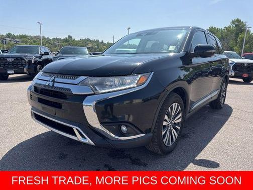 2020 Mitsubishi Outlander SE