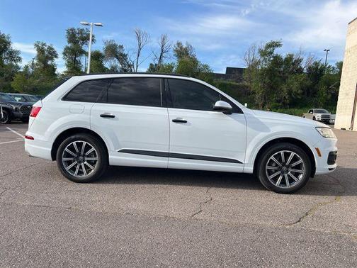 2017 Audi Q7 3.0T Prestige