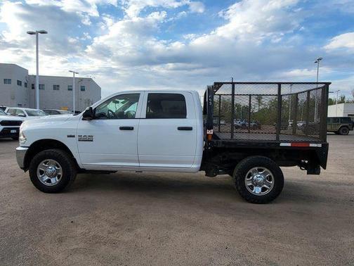 Bright White Clearcoat 2018 RAM 2500 Tradesman Crew Cab 4x4 6'4' Box