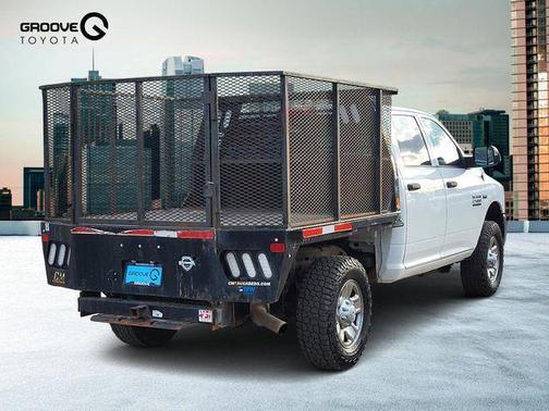 Bright White Clearcoat 2018 RAM 2500 Tradesman Crew Cab 4x4 6'4' Box