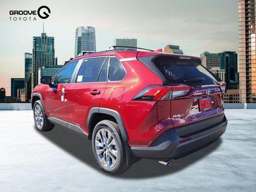 2025 Toyota RAV4 XLE Premium