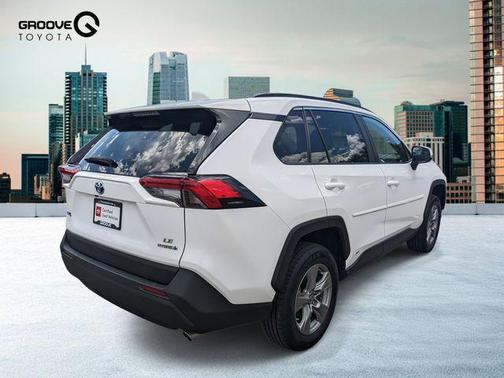 2023 Toyota RAV4 Hybrid LE