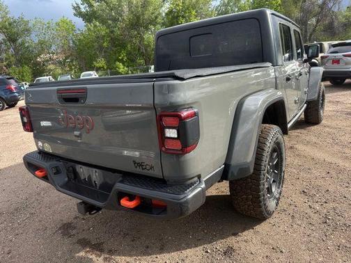 Sting-Gray Clearcoat 2020 Jeep Gladiator Mojave 4x4