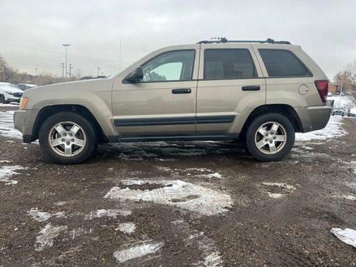 2005 Jeep Grand Cherokee Laredo