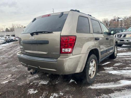 2005 Jeep Grand Cherokee Laredo