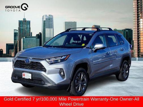 2022 Toyota RAV4 Hybrid XLE Premium