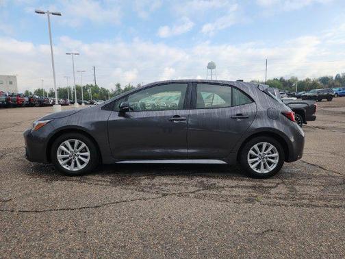 Magnetic Gray Metallic 2027 Toyota Corolla SE