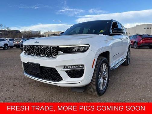 2022 Jeep Grand Cherokee Summit