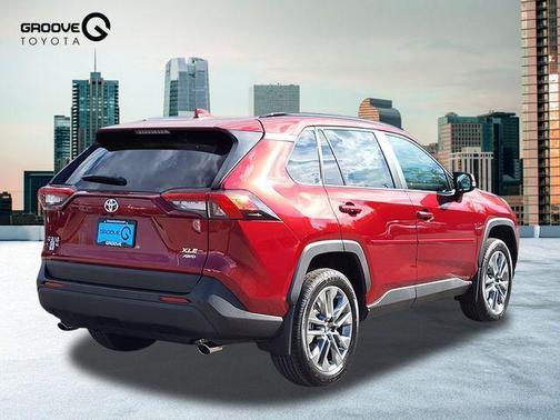 2025 Toyota RAV4 XLE Premium