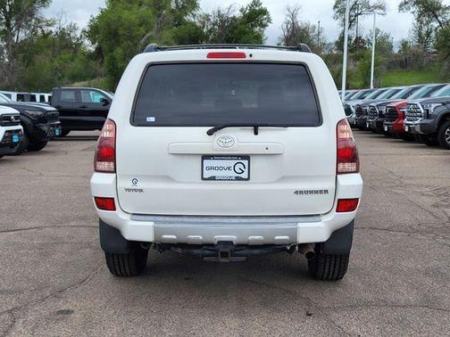 Natural White 2004 Toyota 4Runner SR5 V8