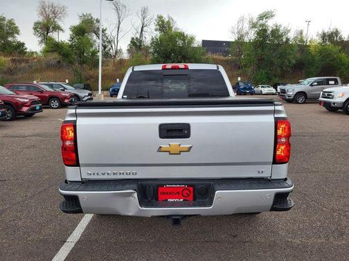 2017 Chevrolet Silverado 1500 2LT